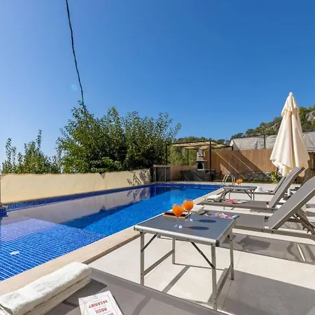 ヴィラ Islamlar Village 2 Bedroom 7196 カルカン