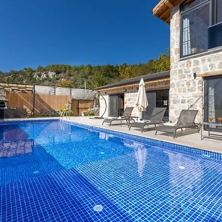 Islamlar Village 2 Bedroom 7196 ヴィラ